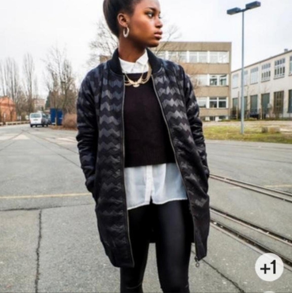 Anthropologie Black Chevron Quilted Bomber Coat